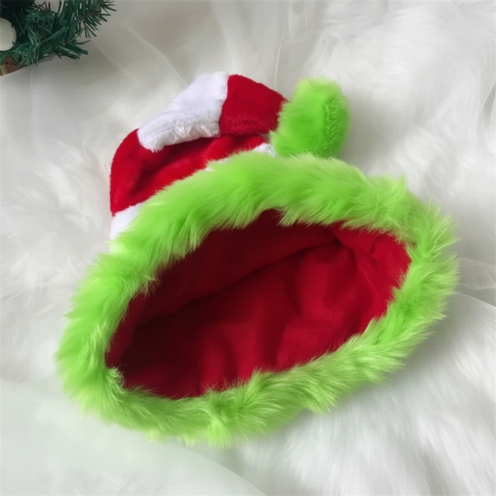 Plush Holiday Santa Hat™